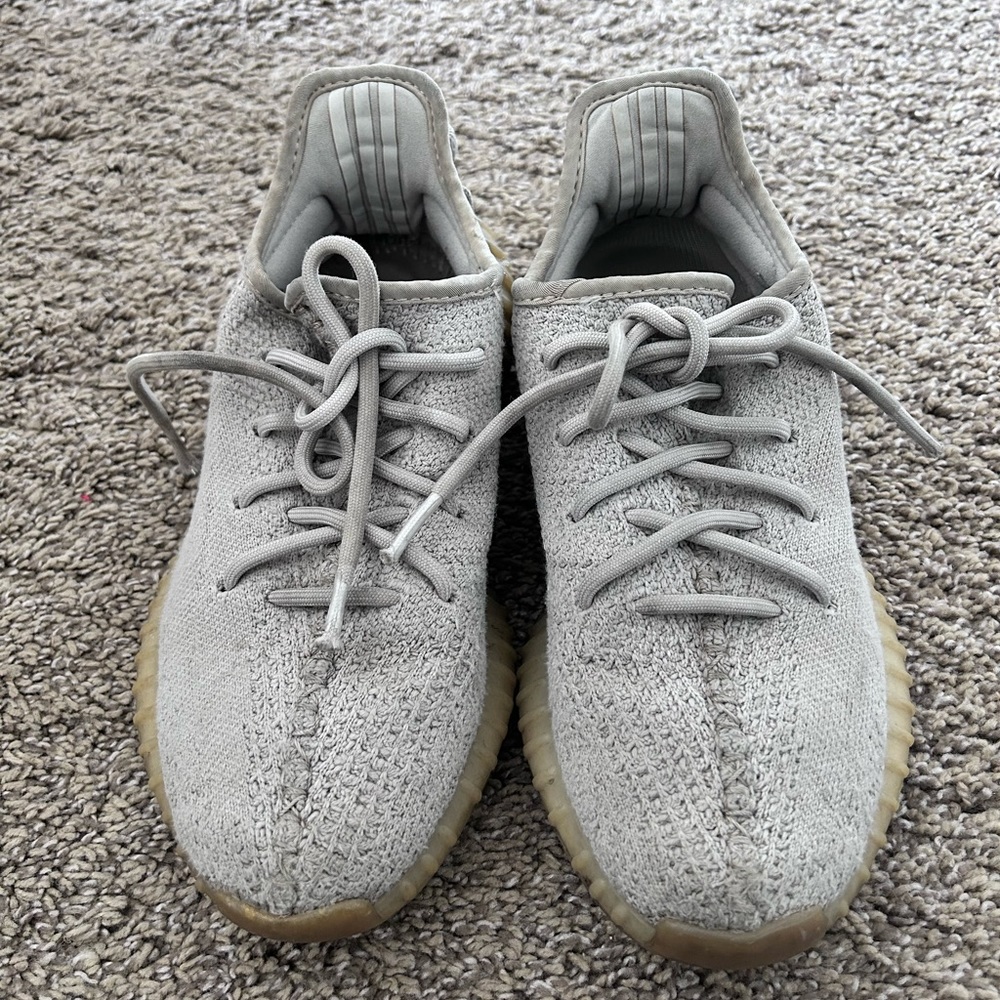 Size 6 - adidas Yeezy